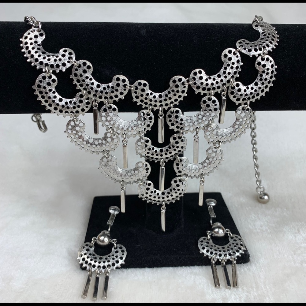 Sarah Coventry Sterling Necklace and Earings set